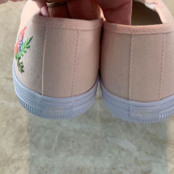 American Eagle Pink Embroidered Slip On Sneakers - Picture 5 of 8